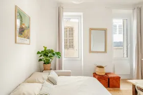 Elegant. Central location. Near Vieux Port - Image 4