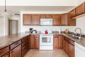 Canyon View Condo - Image 5