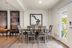 Elegant Seattle Escape - Image 3