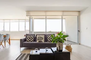Apartment with Pool, Padel, Gym and Sauna - Image 2