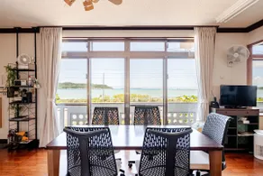 Oceanfront／Self Check-in／5 min to the Beach - Image 5