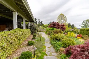 Lake and Mountain Views! South Kirkland 2 BR. - Image 2