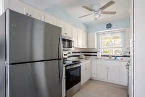🌊 Waterfront Oasis, Hot Tub, Sauna, Patio & Quintessential Florida Experience! - Image 5