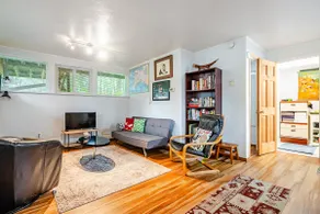 Cozy one bedroom apartment adjacent to Lake Hood. - Image 4
