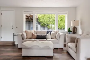 2BR near nature + city + PDX w/ patio + courtyard - Image 3