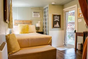 The Cottage - Image 3