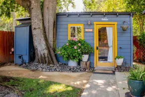 The Cottage - Image 5