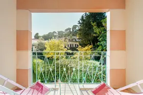 St JEAN CAP FERRAT ELEGANT ESCAPE LOGGIA WALK TO SEE - Image 4