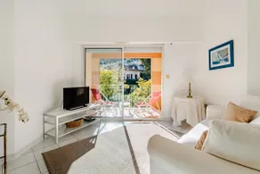 St JEAN CAP FERRAT ELEGANT ESCAPE LOGGIA WALK TO SEE - Image 2