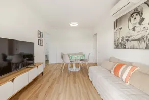 Cunit: pool and ocean views, ideal for families - Image 3