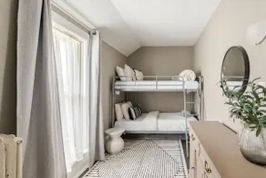 Washington Suite | Downtown Cedarburg|Main St View - Image 3