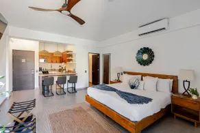 NEW Listing Walk to Downtown Cabo King Bed - Image 2