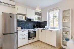 Stylish 3 bedroom apartment, family-friendly - Image 4