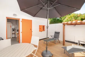 Beautiful getaway for two 300 meters from the ocean - Image 5