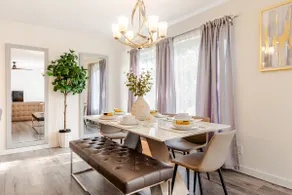 Modern Retreat Near WEM - Image 2