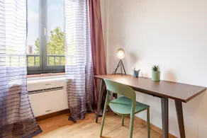 Asti | Private parking | Air conditioning - Image 3