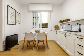 Interior apartment for 4 people - Image 2