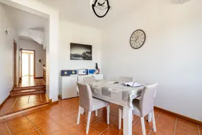 3‑Bedroom Home with Hot Tub and Nature-Wifi 1Gb - Image 2