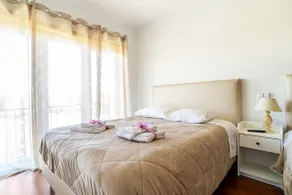 3‑Bedroom Home with Hot Tub and Nature-Wifi 1Gb - Image 3