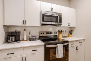 Luxury Apartment in Bricktown Riverwalk - Image 5