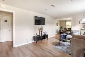 Spacious 4BD Home Near Stadiums, Downtown, Airport - Image 2