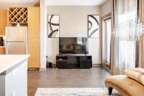 Cozy Uptown apartment with Gym and Swimming pool - Image 3