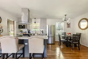Modern|Cozy|3Bd|2BR home in historic neighborhood - Image 5