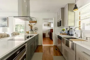 Modern|Cozy|3Bd|2BR home in historic neighborhood - Image 2