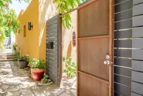 Modern Casita in Historic Downtown Albuquerque - Image 2