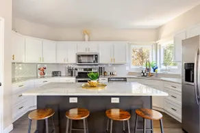 Prospect Haus Stone Oak - Image 4