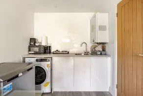 Comfort Cabin Gravesend – - Image 4