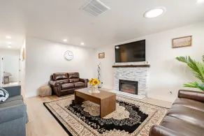 Relax & Entertain Marina Luxury Home STR25-000050 - Image 2