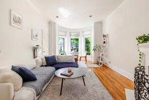 Redbrick Townhome in Heart of DC - Image 3