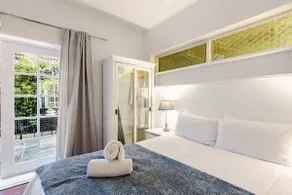 Peaceful Brighton Studio Near Beach and Cafes - Image 2