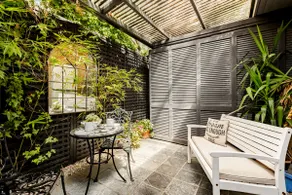 Peaceful Brighton Studio Near Beach and Cafes - Image 3