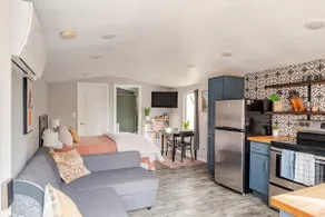 Charming Platt Park Studio – Walk to Old S Pearl - Image 3