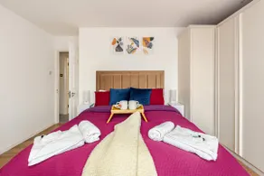 Modern and Spacious 3 Bed retreat - Bracknell - Image 2