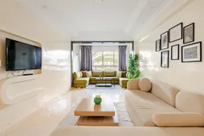 Authentic & Spacious 2 Bedrooms Heart of Rabat - Image 2