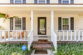 New! Hope Mills Charmer~Pool~Quiet Neighborhood - Image 3