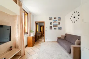 Flat Unipol Arena - Image 2