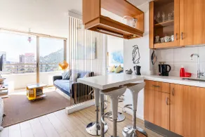 Panoramic View! Central Location, Air-conditioned - Image 2