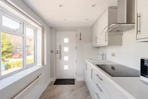 Billericay Flat - Image 4