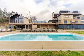 Quinta de Cabanas: Luxury Villa with Pools - Image 2