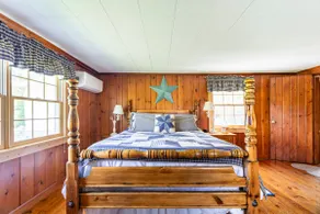Norbrook Farm ~ Rustic farmhouse w/ pond & trails - Image 3