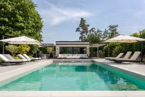 Luxurious house with pool one hour from Paris. - Image 2