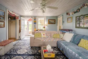 Peaceful + Cozy Farmhouse Near Jay Peak + Sutton - Image 4