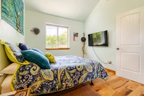 Goldilocks paradise location with babbling brook! - Image 4