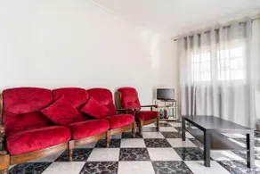 3 bedroom house in Pigeiros, Portugal - Image 2