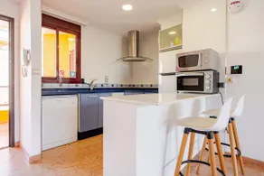 Ocean view apartment for 6 people. With pool. - Image 3