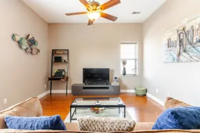 2bd/2bth Downtown Loft - Image 3